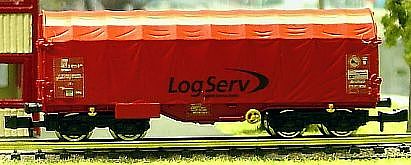 1392 ROCO Schiebeplanen-Wagen LogServ rot