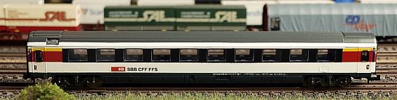 1766 MINITRIX  - SBB-Eurocity-Refit - 1 Klasse-Wagen-Apm-Bpm-27495-01 - Seite 2 - Internet gross