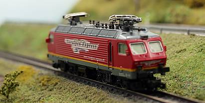 1844 SOB Re 446 locomotive 015 Voralpen Express - Stirn - Internet